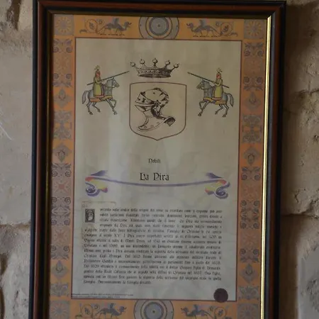 Casa Lapira