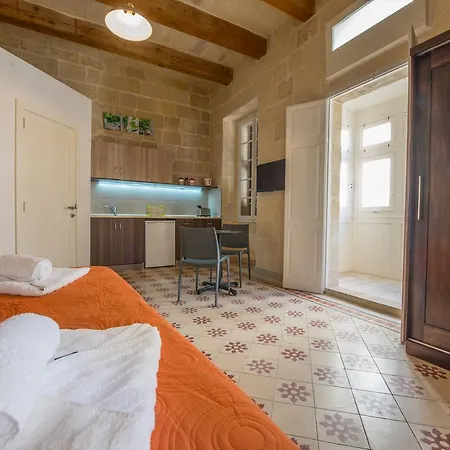 Guest house Casa Lapira *