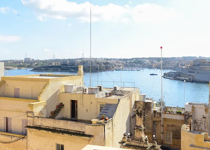 Casa Lapira 3* Валетта